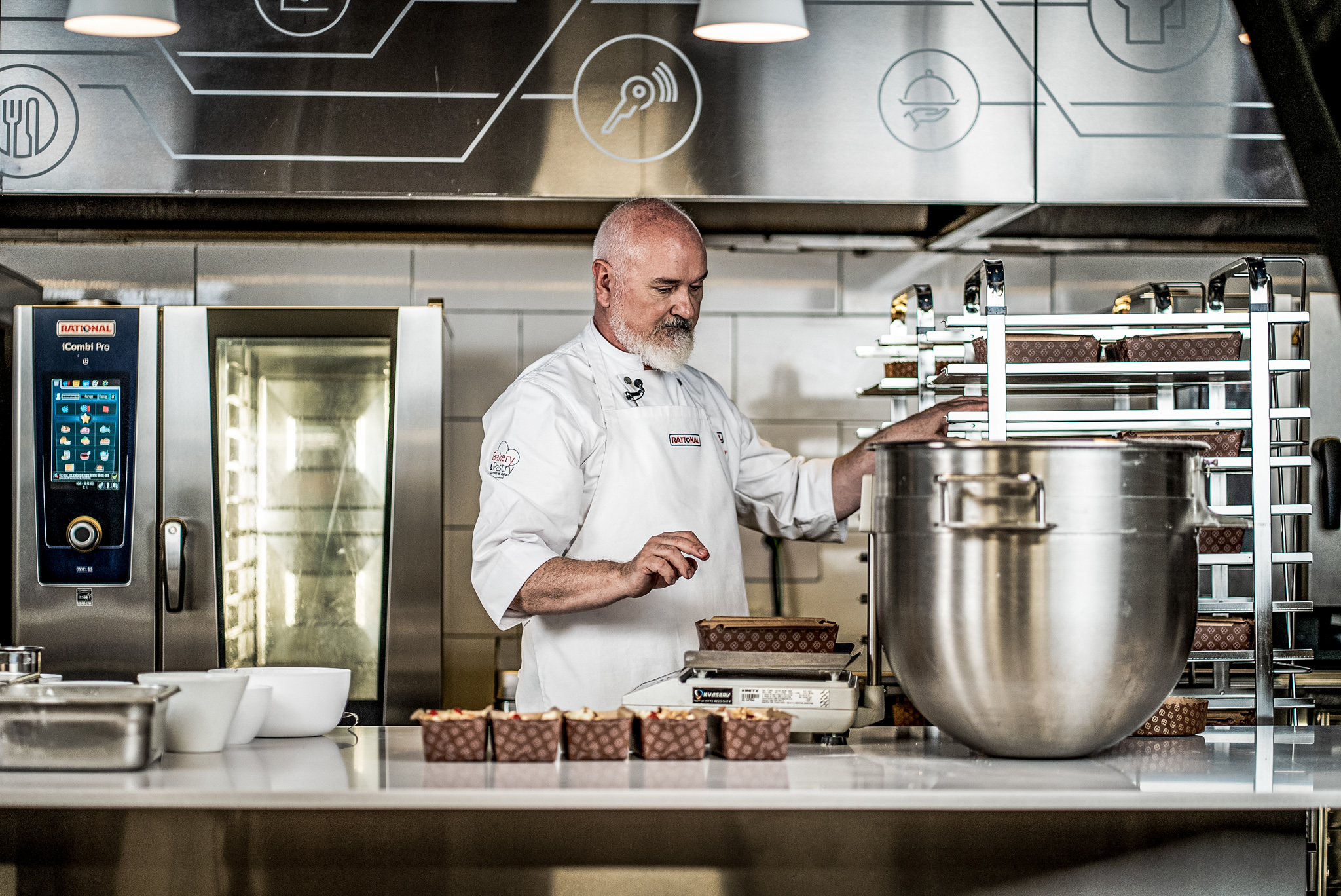 Osvaldo Gross relies on modern kitchen technology such as the iCombi Pro