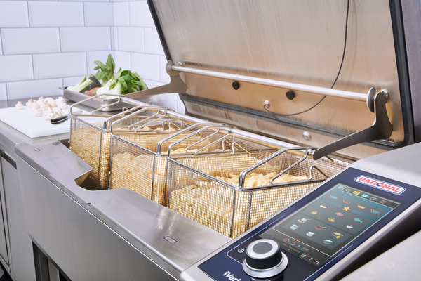Intelligent solutions optimize everyday kitchen life 
